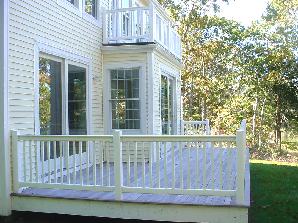mahogany decking.JPG